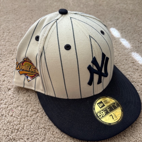 Fitted Hats - Picture 6 of 7